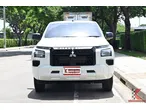 Mitsubishi Triton