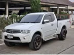 Mitsubishi Triton