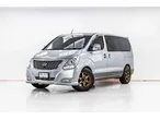 Hyundai H-1