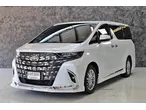 Toyota Alphard, Vellfire