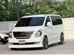 Hyundai H-1