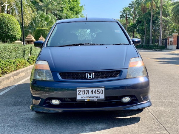 2002 Honda Stream I 2