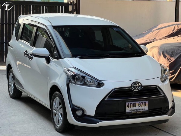 2017 Toyota Sienta II 3