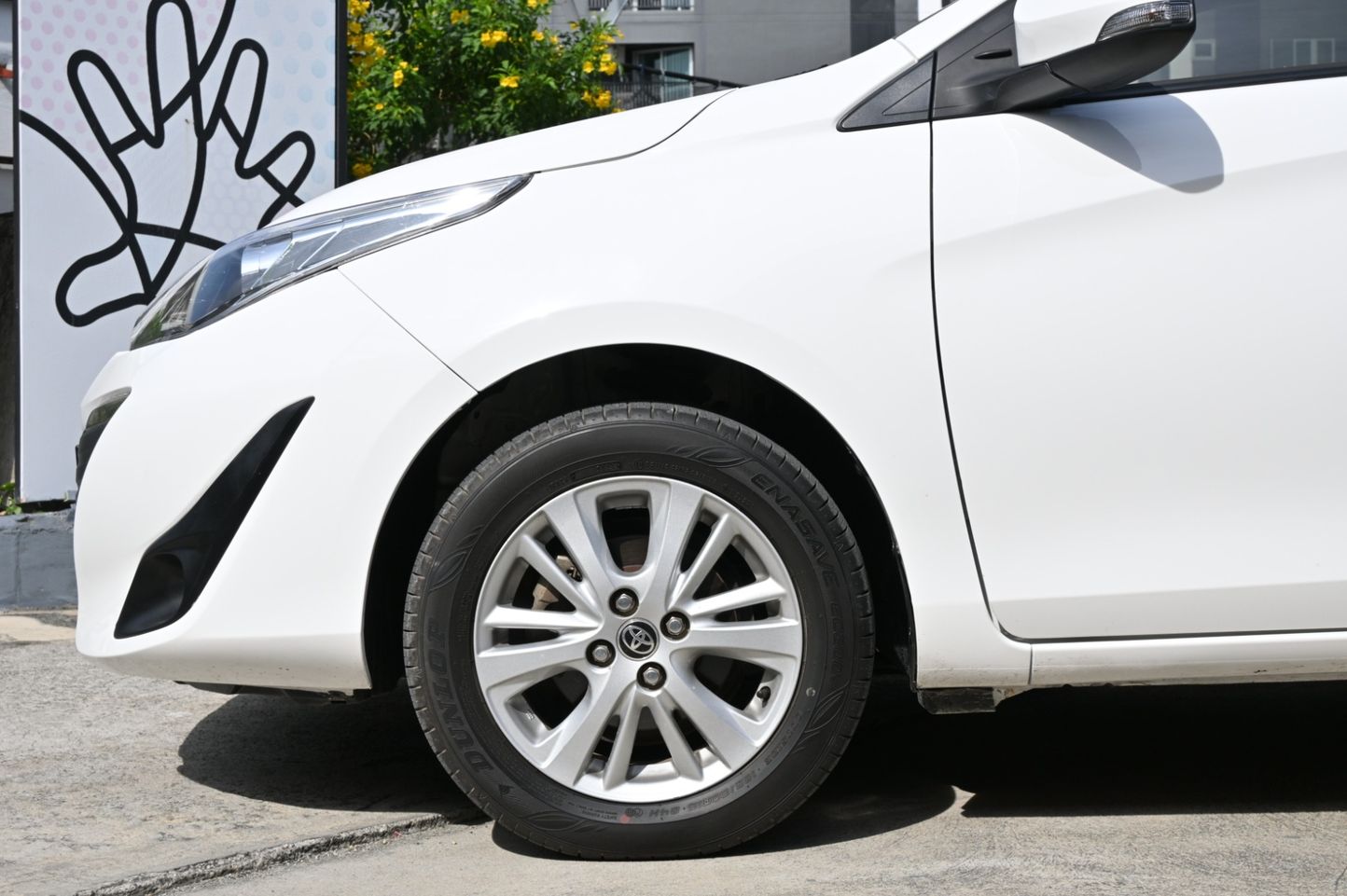 2017 Toyota Yaris ATIV III 3