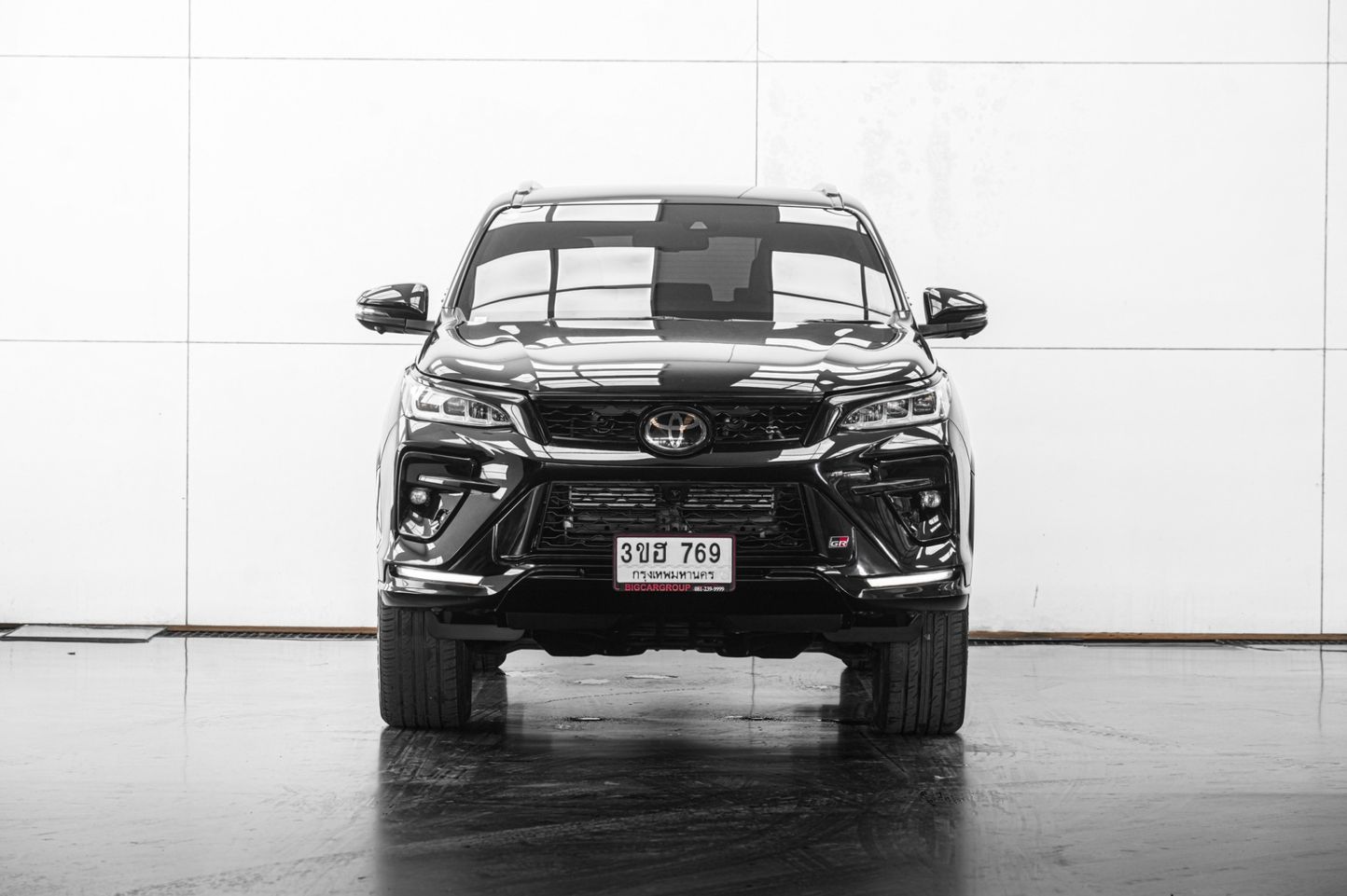 2022 Toyota Fortuner II 3