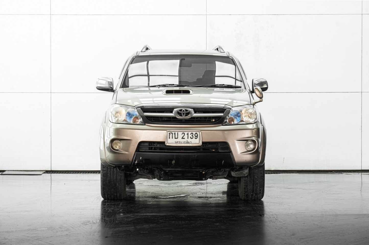 2006 Toyota Fortuner I 3