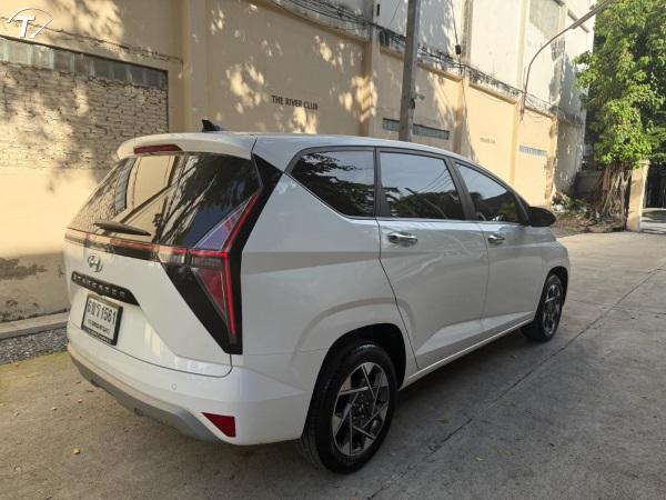2023 Hyundai Stargazer KS 3