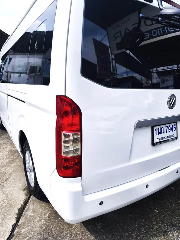 2017 Toyota Commuter V (H200) 2