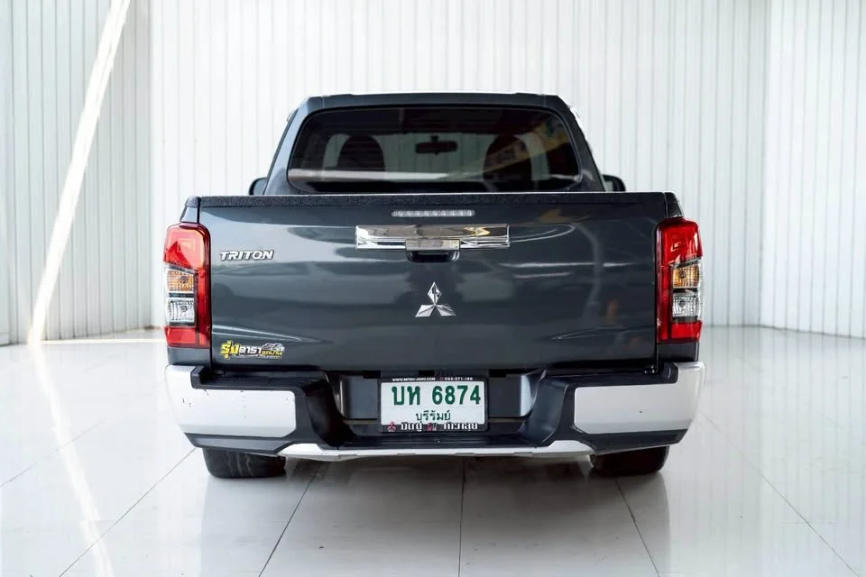 2022 Mitsubishi Triton V 3