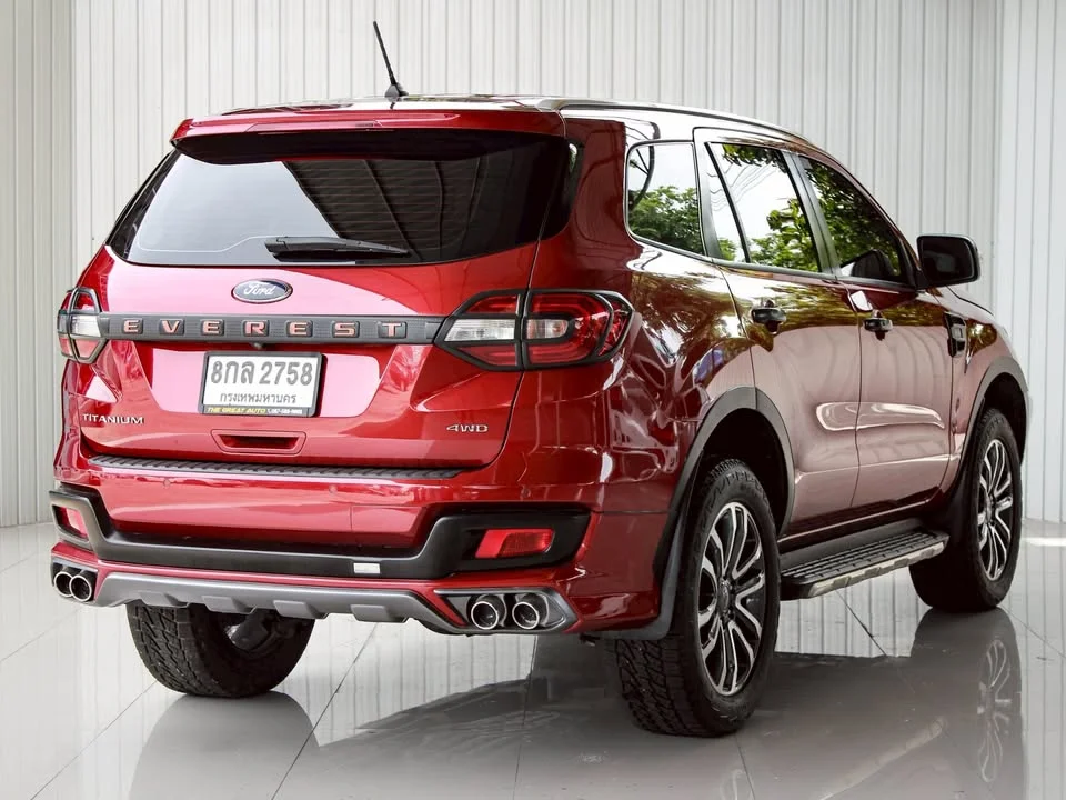 2019 Ford Everest II 3