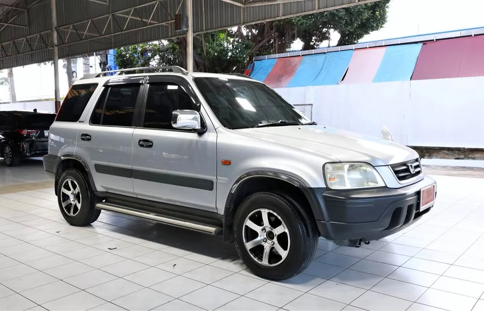 Honda CR-V I 3