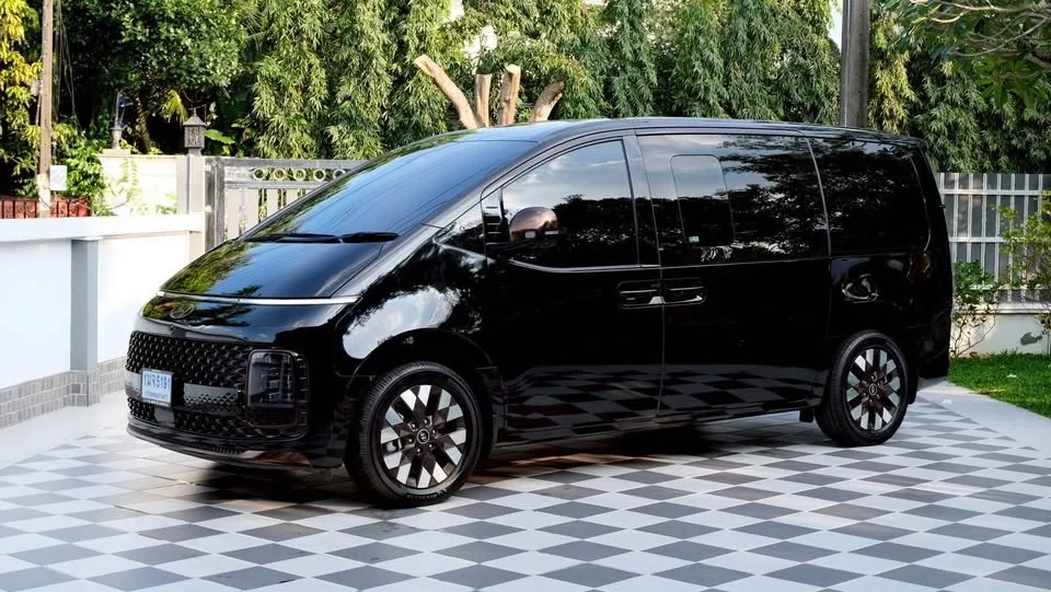 2022 Hyundai Staria US4 2
