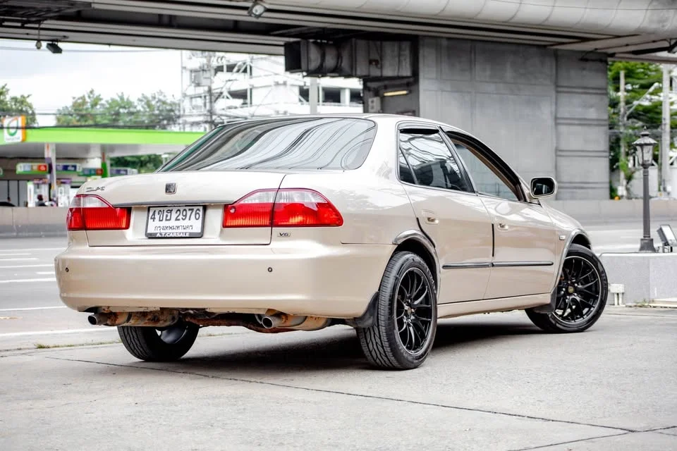 2001 Honda Accord VI 2