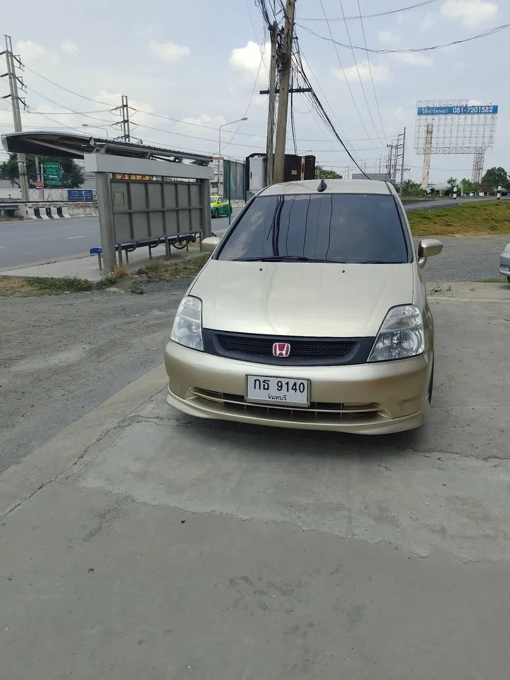 2004 Honda Stream I 2