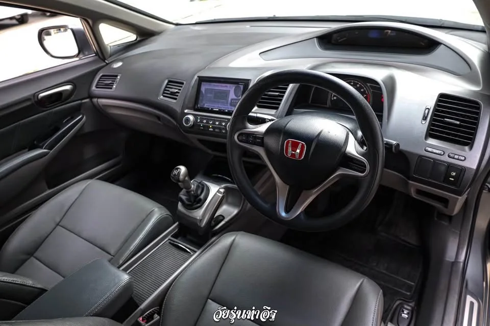 2011 Honda Civic VIII 2