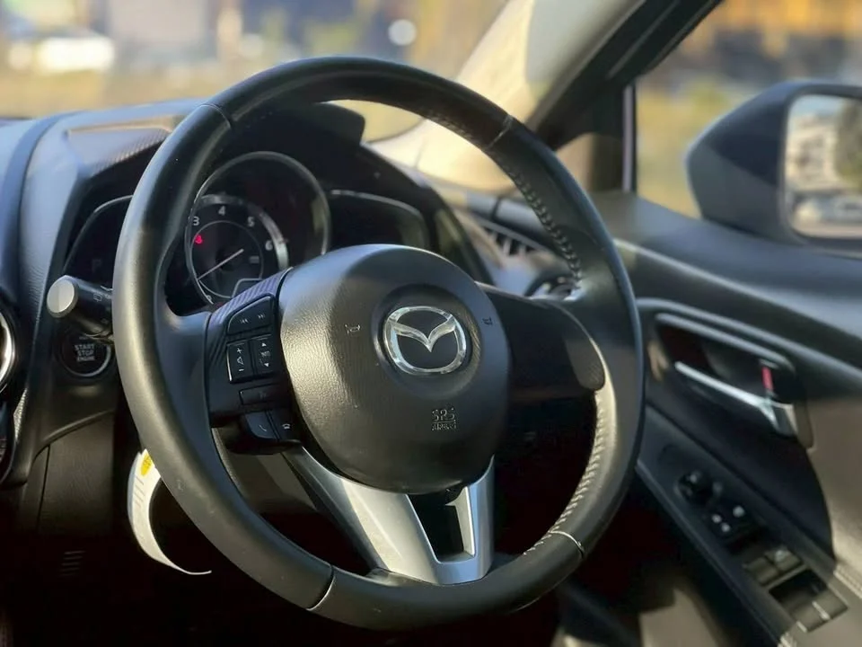 2016 Mazda 2 III 2