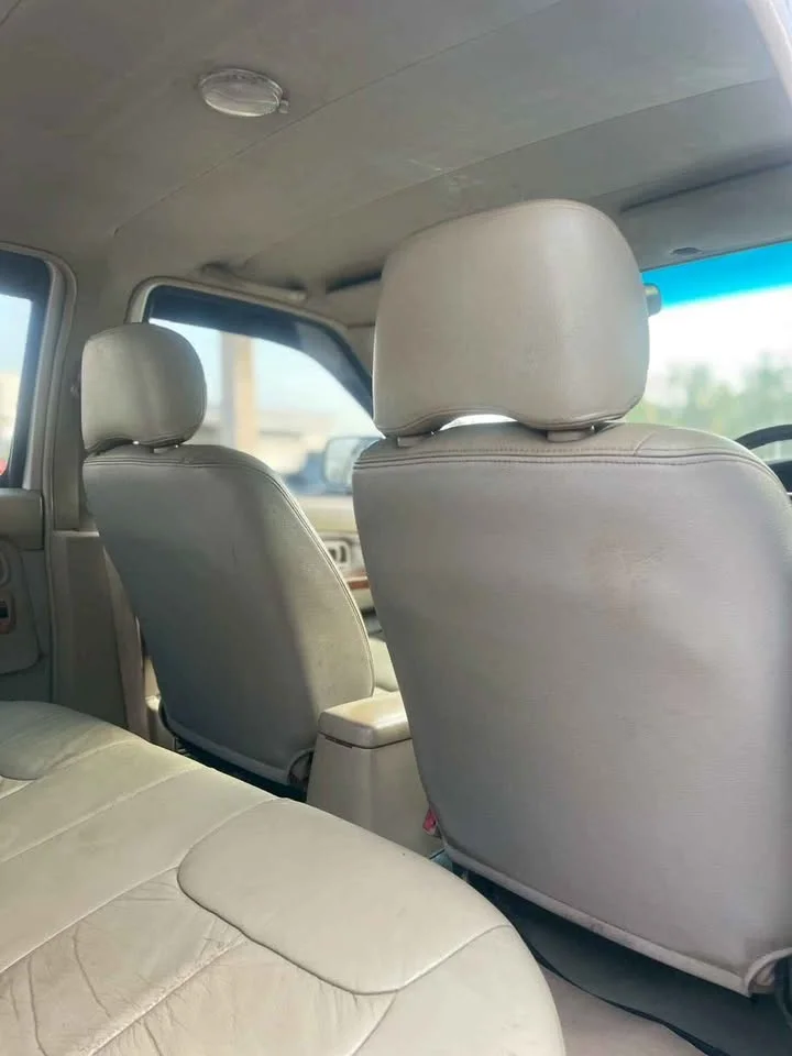 2001 Nissan Frontier I 2