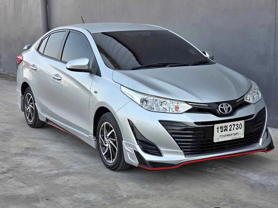 2020 Toyota Yaris ATIV III 3