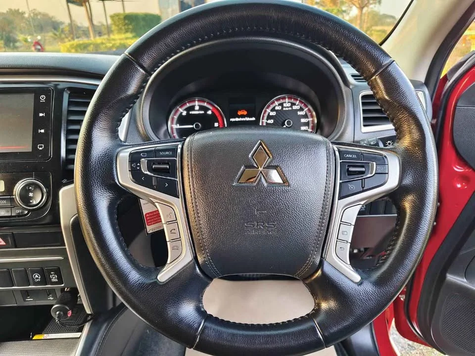 2022 Mitsubishi Triton V 3