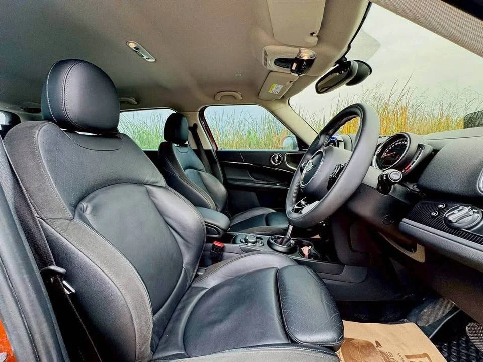 2019 Mini Hatch  III 3