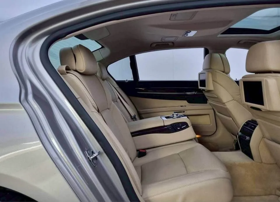 2011 BMW 7er F01, F02 3