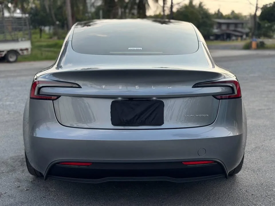 2024 Tesla Model 3 2