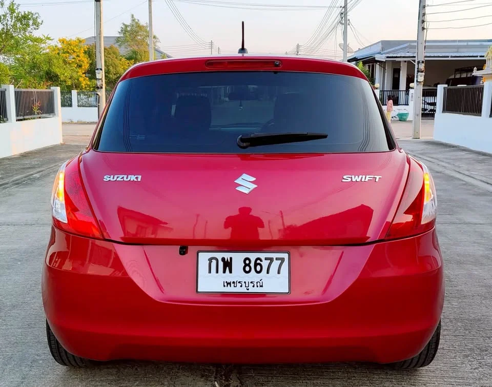 2016 Suzuki Swift II 3