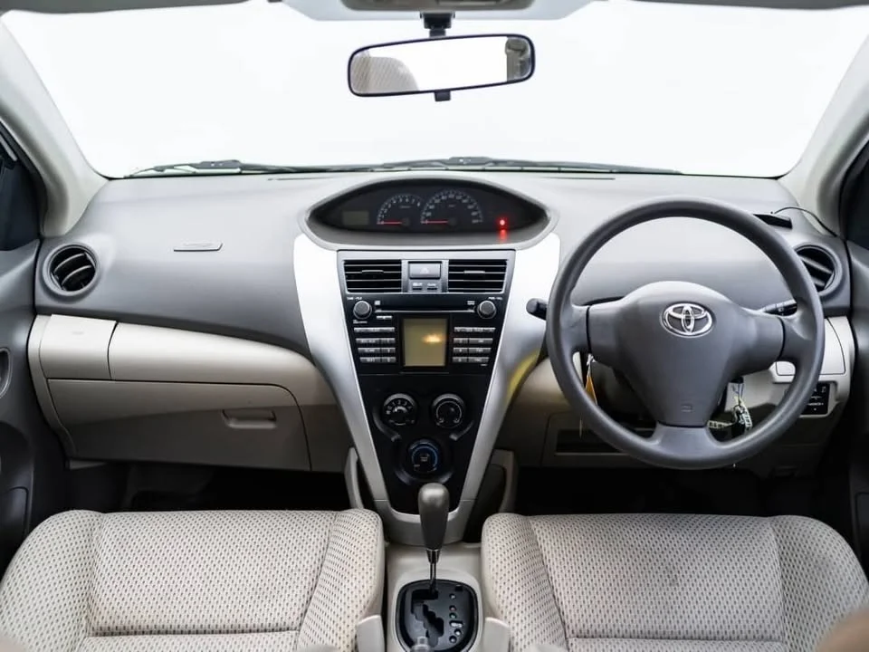2010 Toyota Vios II 2