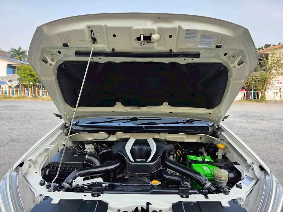 2020 Isuzu MU-X I 2