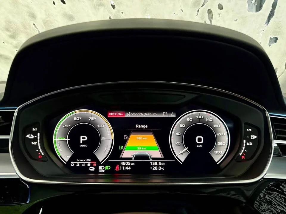 2025 Audi A8 D5 (4N) 2