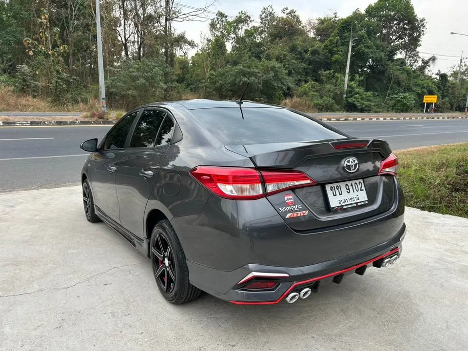 2021 Toyota Yaris ATIV III 2