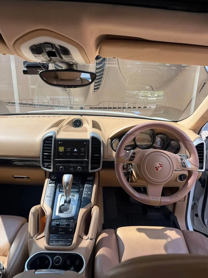 2012 Porsche Cayenne II 2