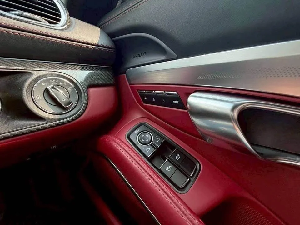 2019 Porsche 718 Boxster and Cayman IV 3