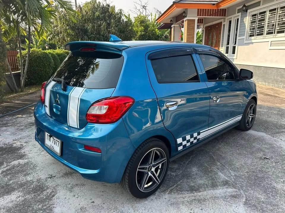 2017 Mitsubishi Mirage VI 3
