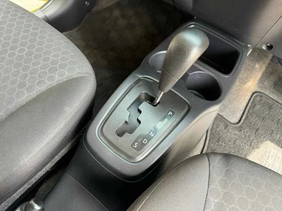 2013 Mitsubishi Mirage VI 3