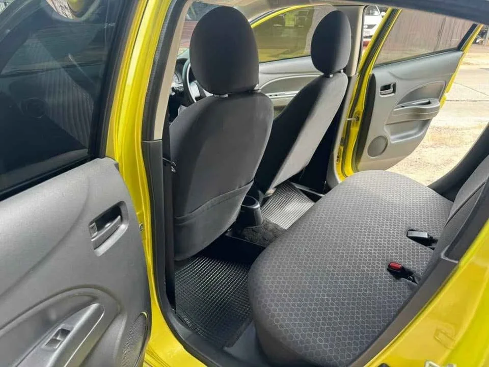 2013 Mitsubishi Mirage VI 2