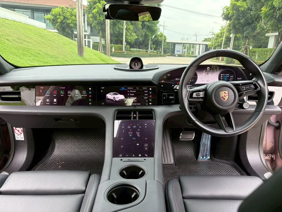2023 Porsche Taycan 9J1 3