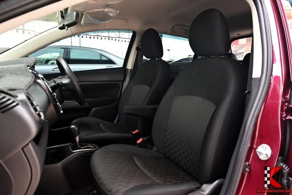 2020 Mitsubishi Mirage VI 2