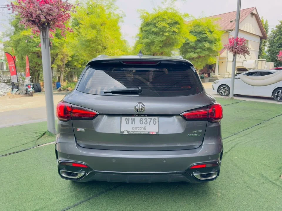 2023 MG HS 2
