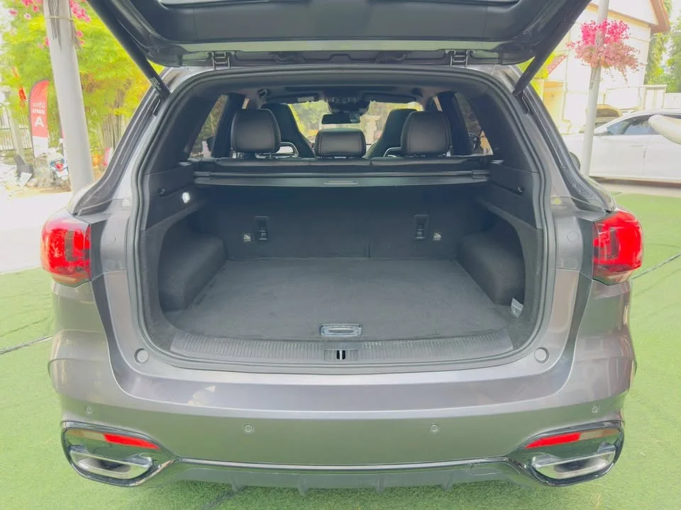 2023 MG HS 3