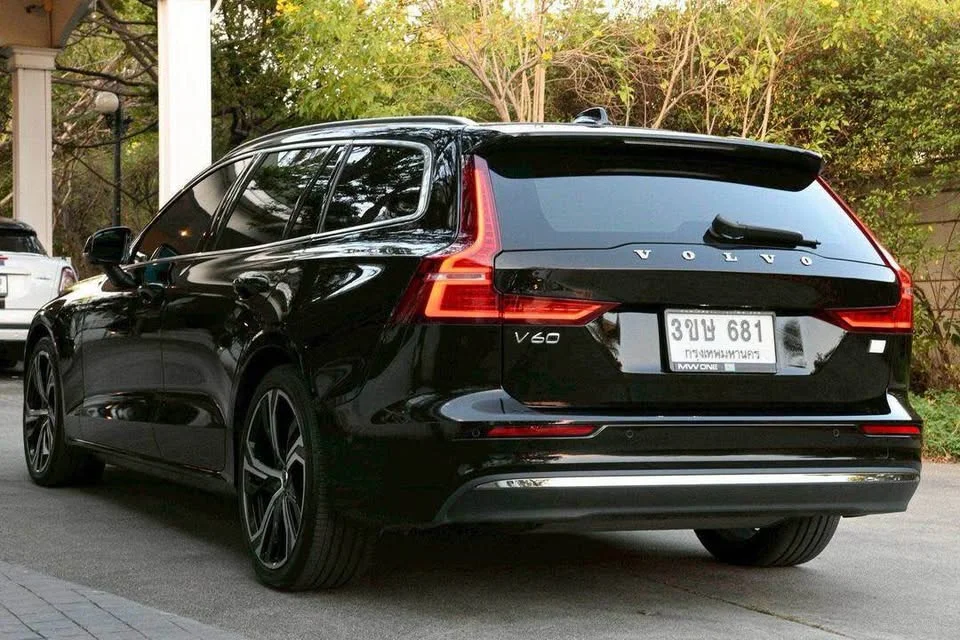 2022 Volvo V60 II 2
