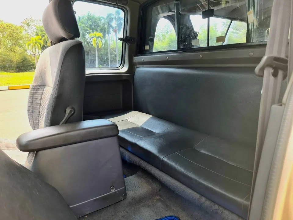 1999 Nissan Frontier I 3