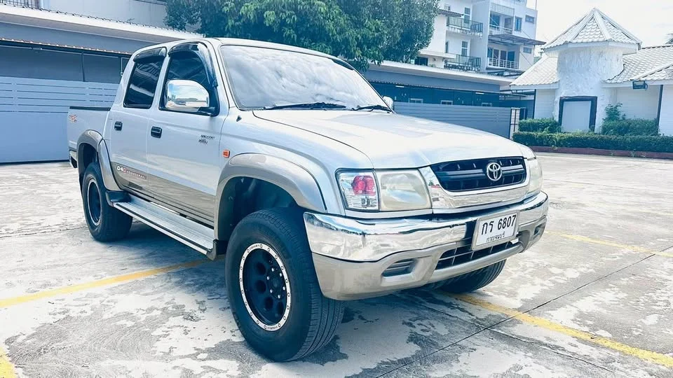 2003 Toyota Hilux Tiger VI 3