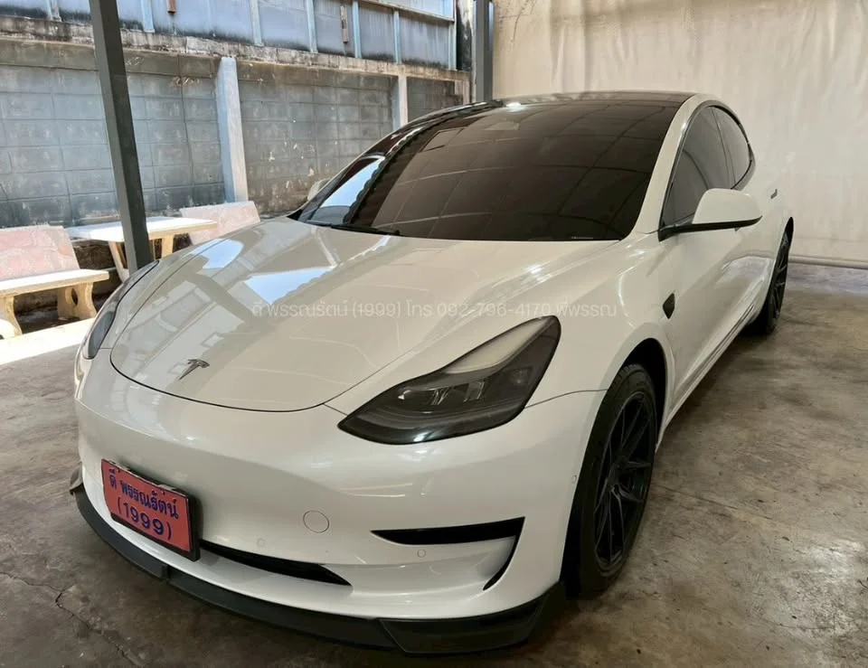 2023 Tesla Model 3 3