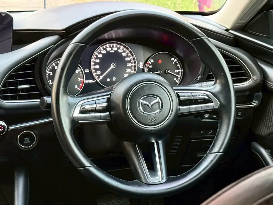 2020 Mazda 3 IV 3