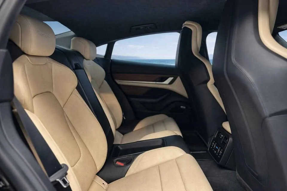 2021 Porsche Taycan 9J1 2
