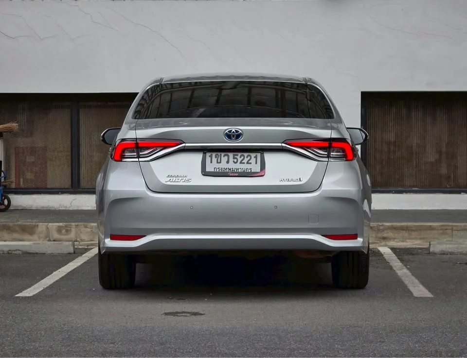 2019 Toyota Corolla Altis XII (E210) 3