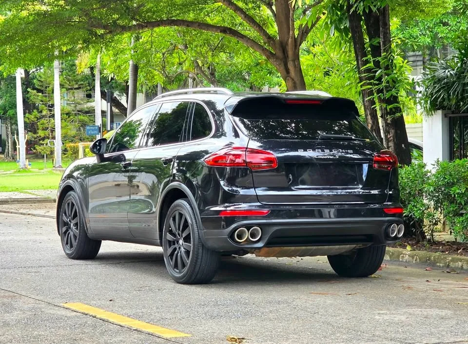 2012 Porsche Cayenne II 3