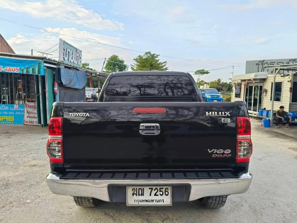 2012 Toyota Hilux VII 2