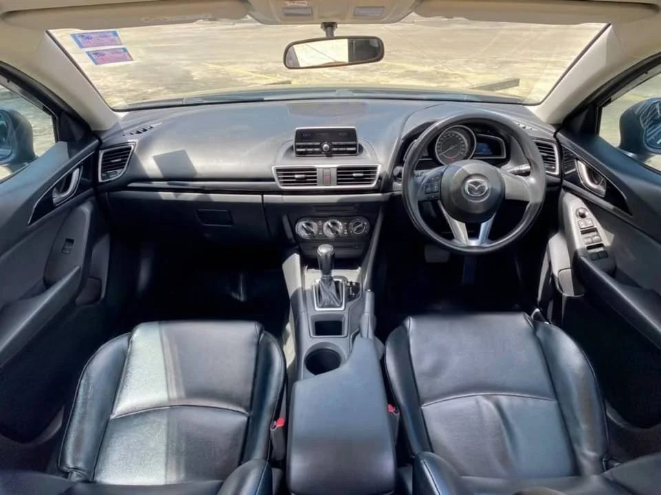 2015 Mazda 3 III 3